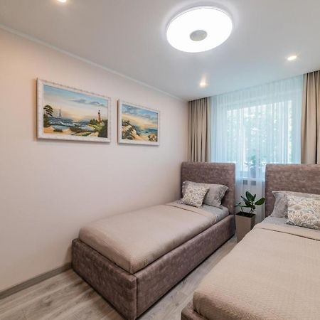E.D. Luxury Apartaments Siauliai  Ngoại thất bức ảnh