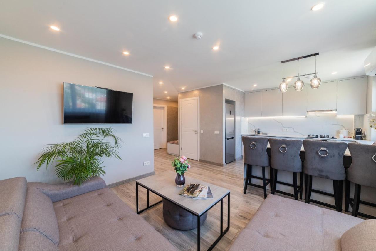 E.D. Luxury Apartaments Siauliai  Ngoại thất bức ảnh