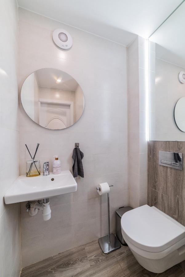 E.D. Luxury Apartaments Siauliai  Ngoại thất bức ảnh