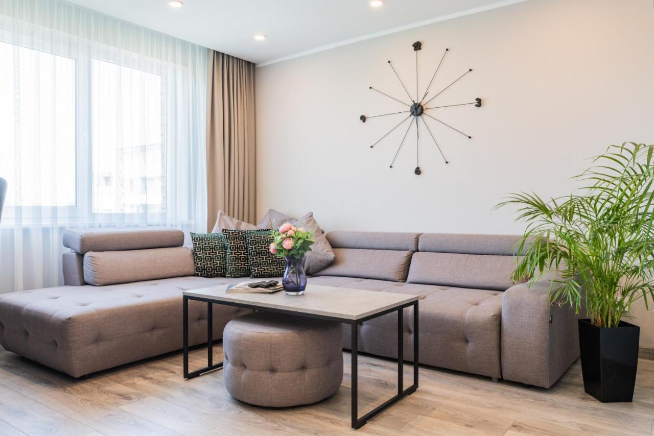 E.D. Luxury Apartaments Siauliai  Ngoại thất bức ảnh